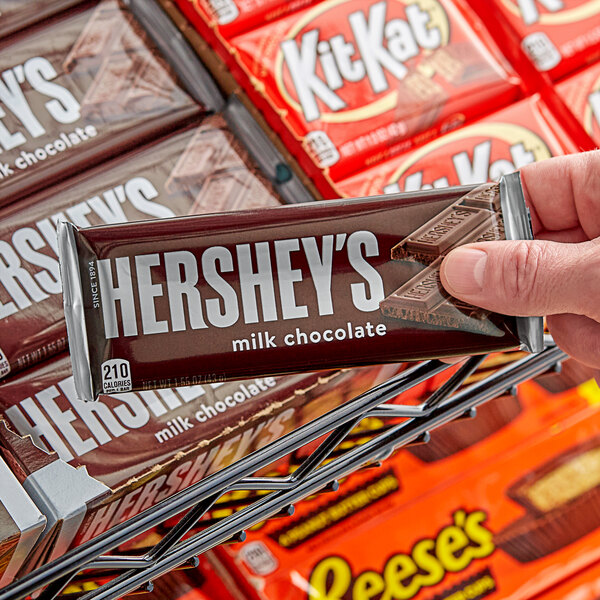 Hershey's Milk Chocolate Bar, Classic Milk Chocolate Candy, 1.55 oz Bar